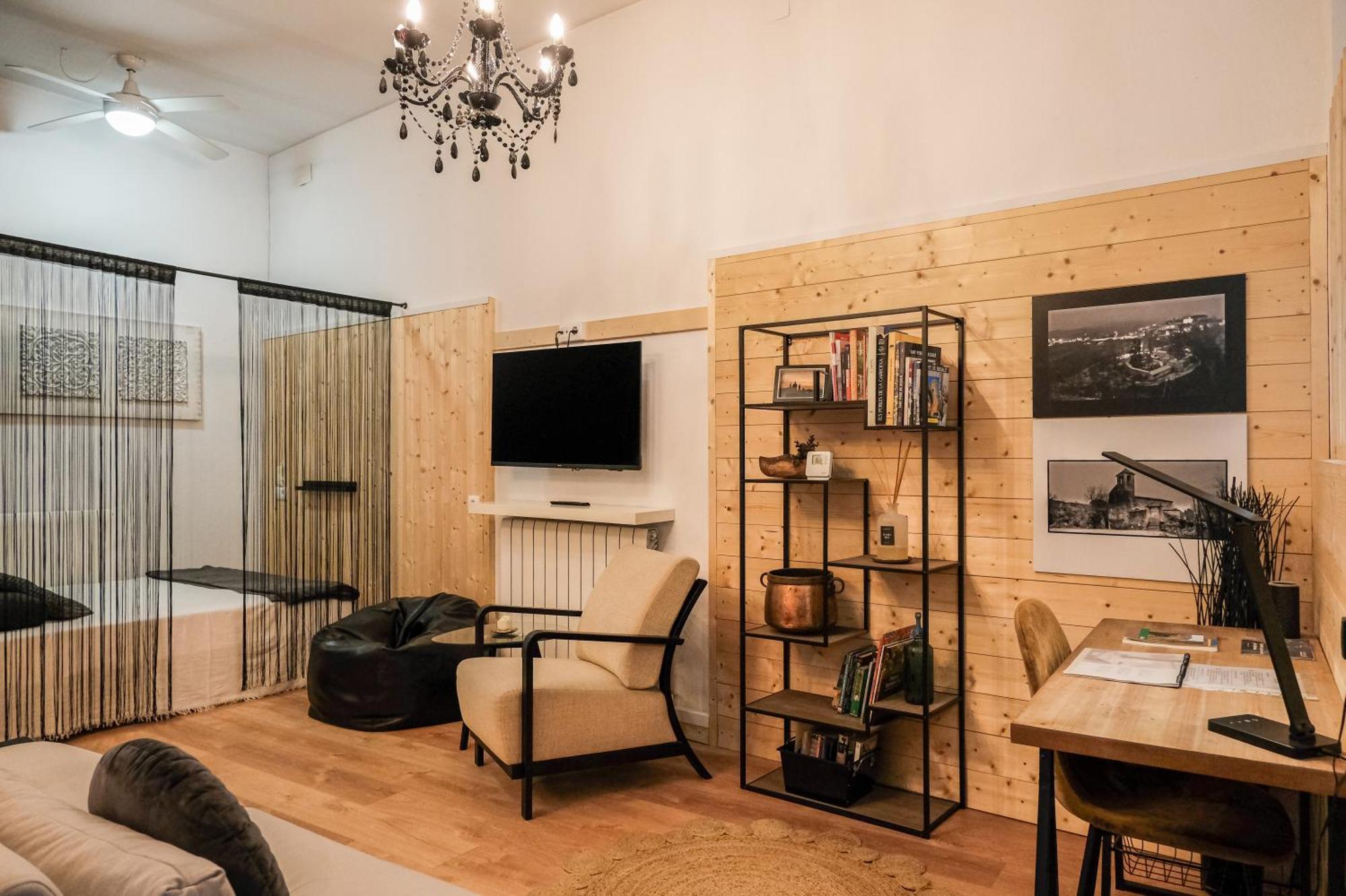 Cal Capo Alojamiento Con Jacuzzi Apartment Besalu Luaran gambar