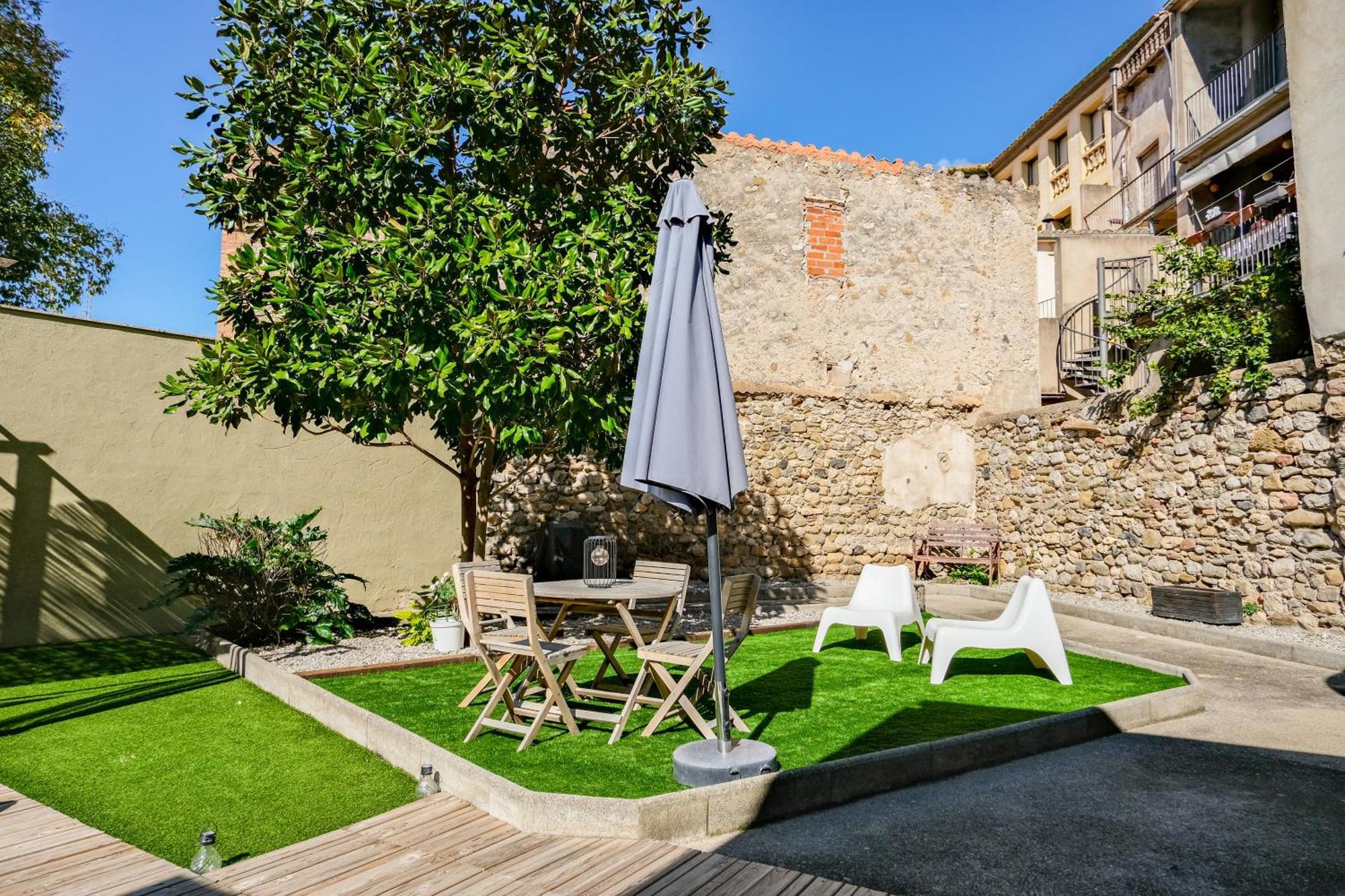 Cal Capo Alojamiento Con Jacuzzi Apartment Besalu Luaran gambar