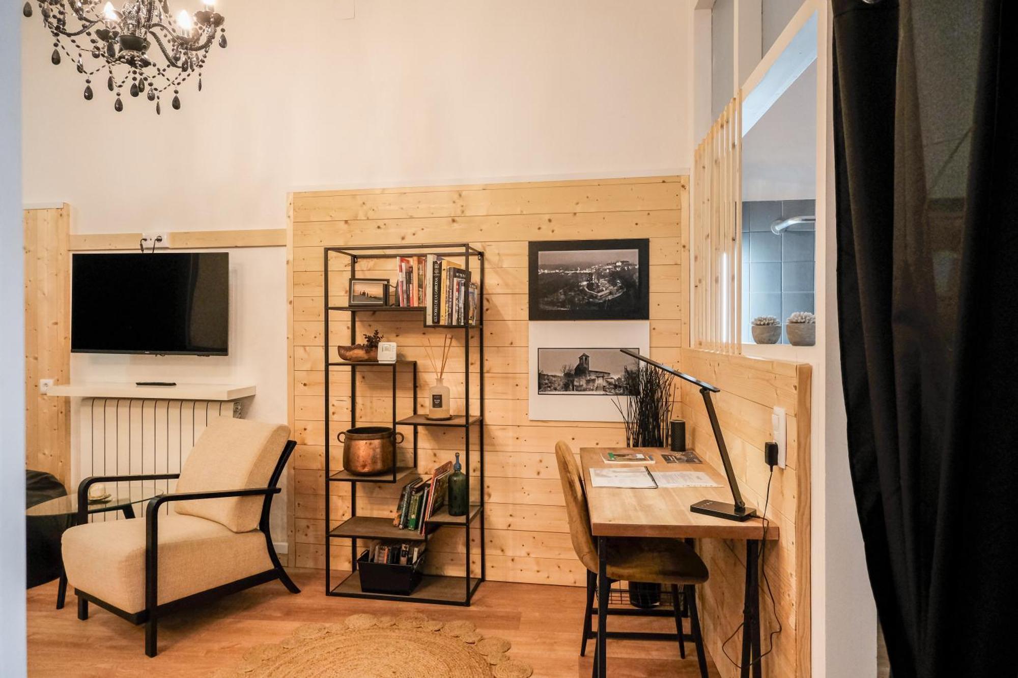 Cal Capo Alojamiento Con Jacuzzi Apartment Besalu Luaran gambar